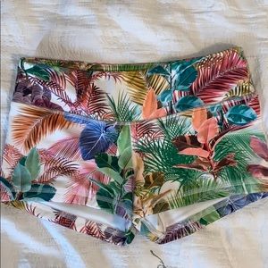 FLEO SHORTS